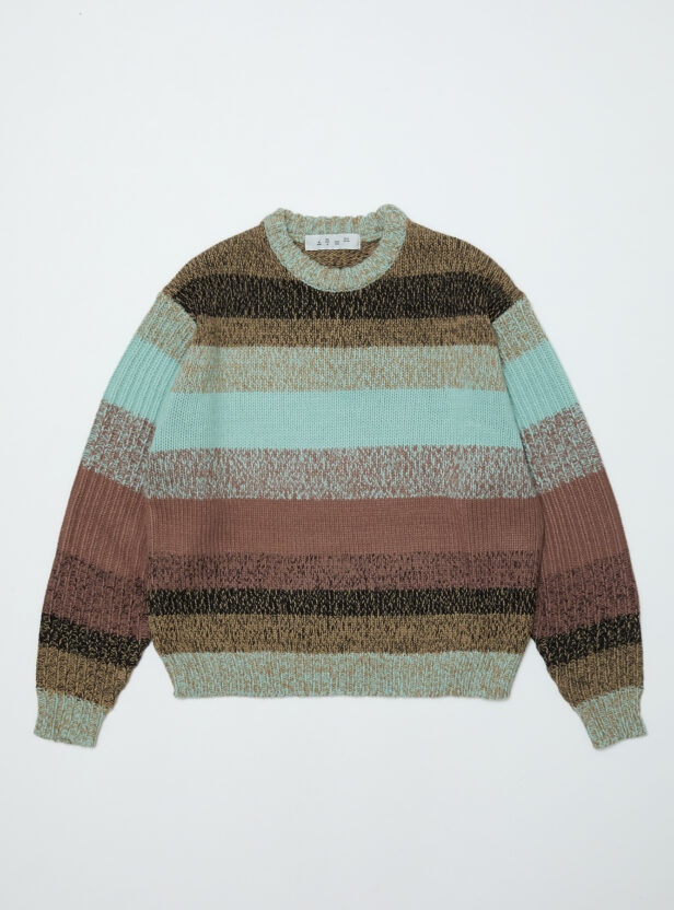 GRADATION STRIPE CREWNECK SWEATER