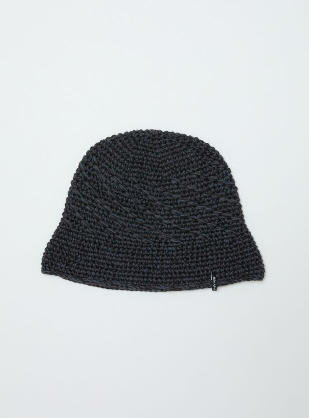 MIXED HAND KNIT BUCKET HAT